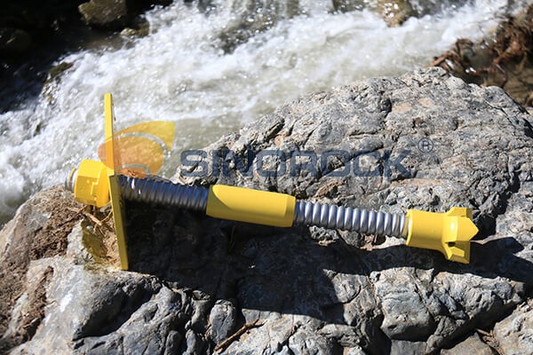 self drilling hollow grouting bolt